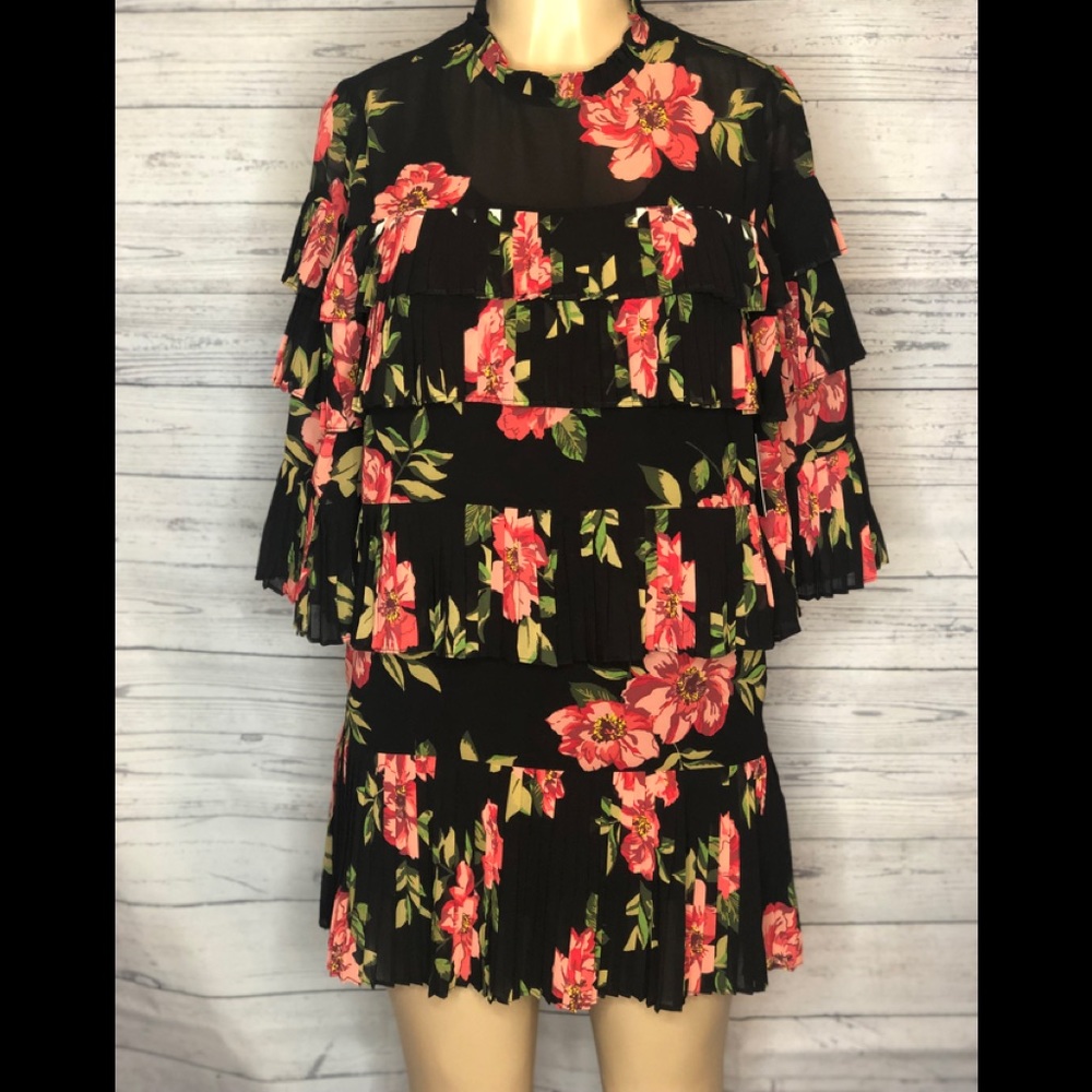 NWT Forever 21 Floral Dress